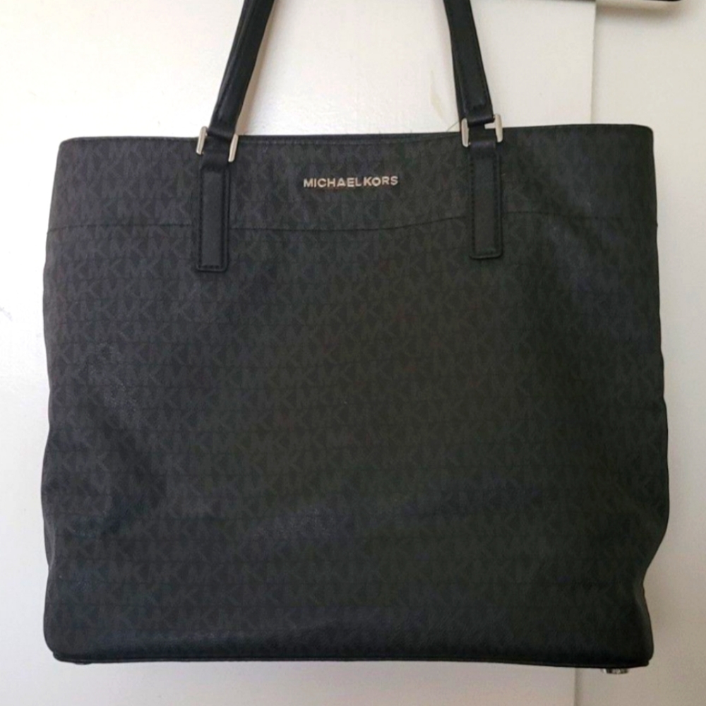 Michael Kors tote